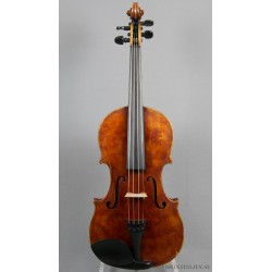 Violin med etikett: Carl August Völker Hanover 1900